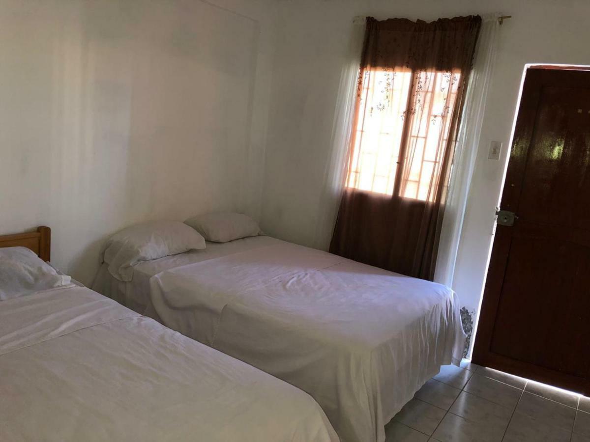 Hotel Manhattan Salinas 萨利纳斯 外观 照片