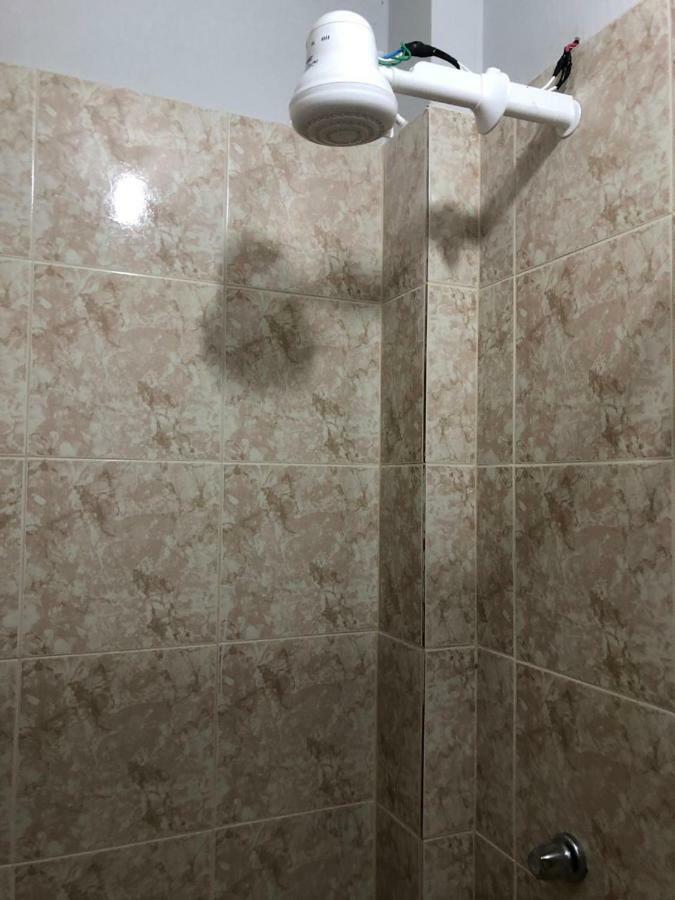 Hotel Manhattan Salinas 萨利纳斯 外观 照片
