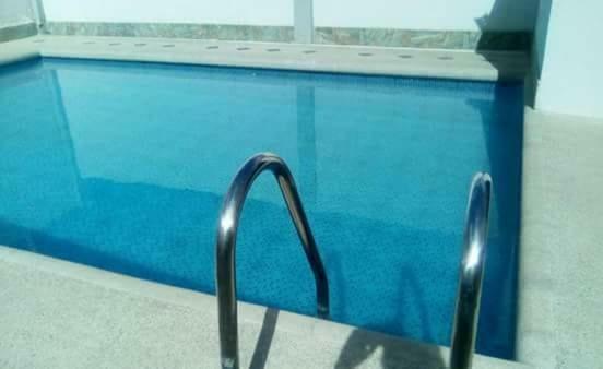 Hotel Manhattan Salinas 萨利纳斯 外观 照片