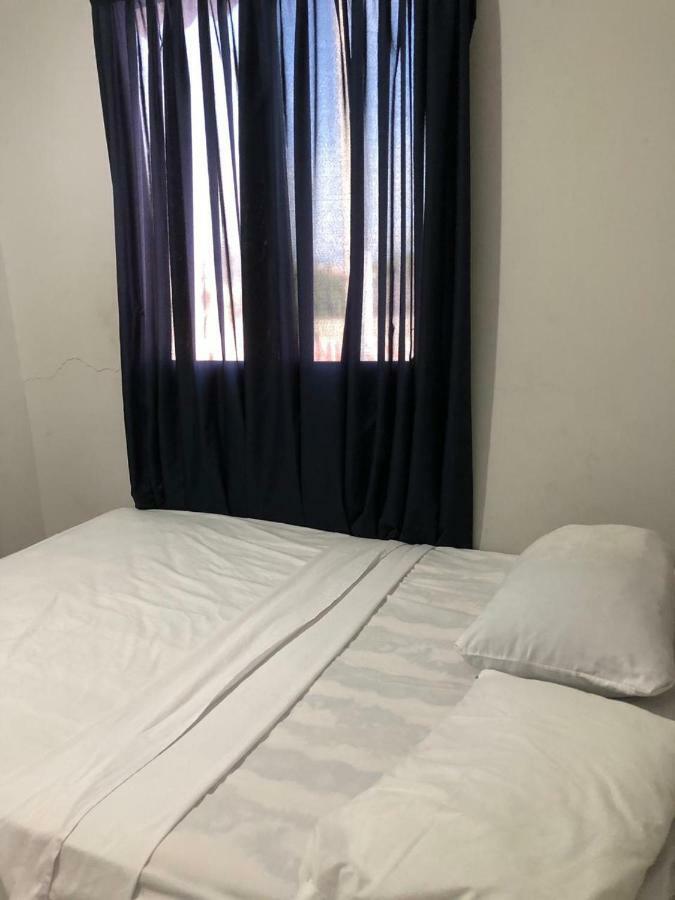 Hotel Manhattan Salinas 萨利纳斯 外观 照片